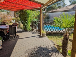 Terrasse und Pool in ruhiger Lage, in 1. Strandreihe