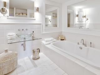 Badezimmer mit Wanne