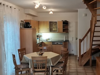 Essbereich mit Küchenzeile