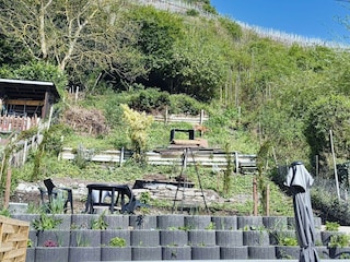 Garten mit Grillplatz