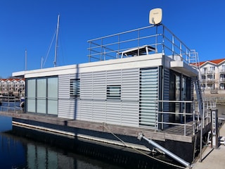 Hausboot Lübow Außenaufnahme 11