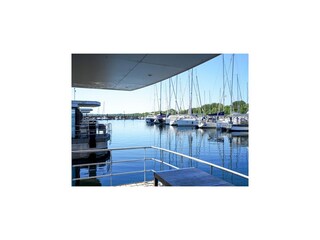 Hausboot Lübow Außenaufnahme 10