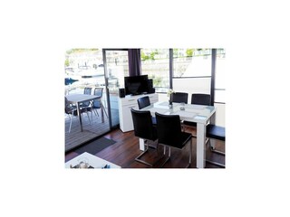 Casa galleggiante Lübow Caratteristiche 11