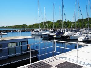 Woonboot in Boltenhagen