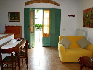 Farmhouse Collesalvetti Features 25
