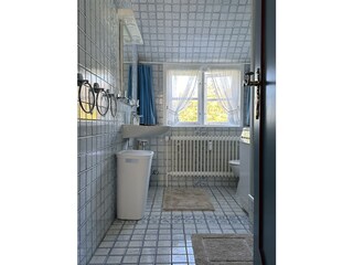 Blick ins Badezimmer