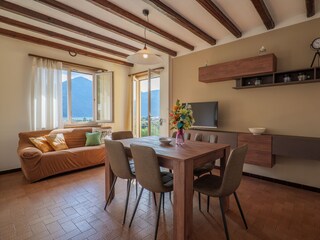 Ausschnitt vom Wohn-/ Esszimmer