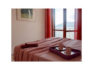 1. Schlafzimmer mit Doppelbett