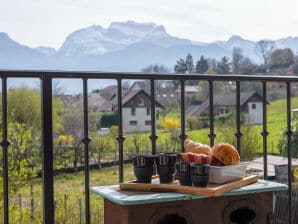 Holiday house ST JORIOZ- Le grand nid Ô Grives Charmante demeure - Annecy - image1