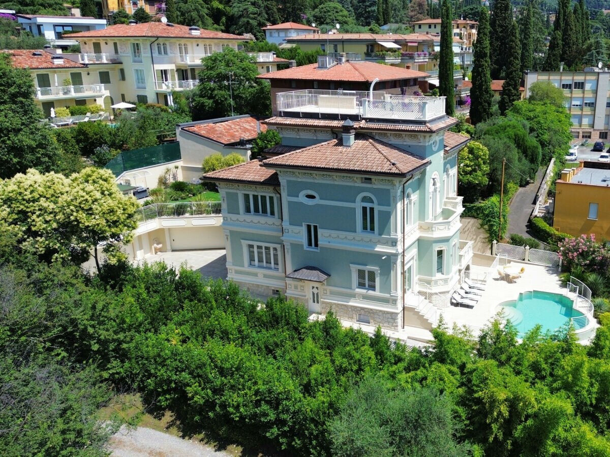 Villa Gardone Riviera Außenaufnahme 12