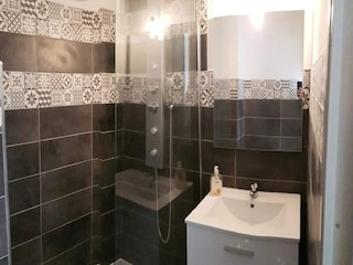 Apartment Six-Fours-les-Plages  8