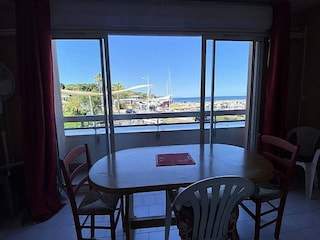 Apartment Six-Fours-les-Plages Ausstattung 8