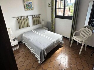 Appartement Six-Fours-les-Plages Buitenaudio-opname 3