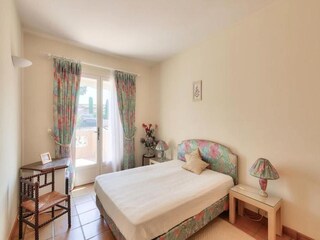 Apartamento Saint-Raphael Características 22