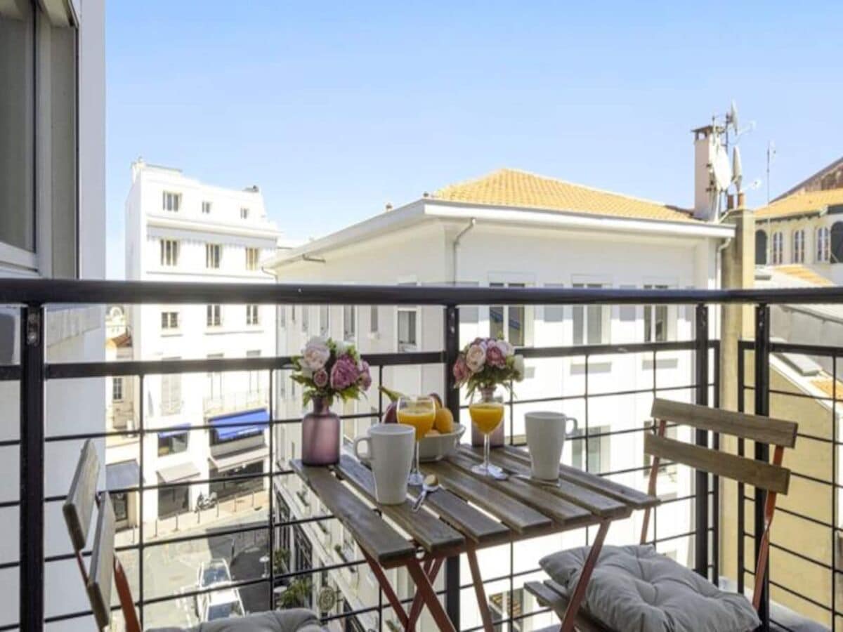 Apartment Biarritz  1