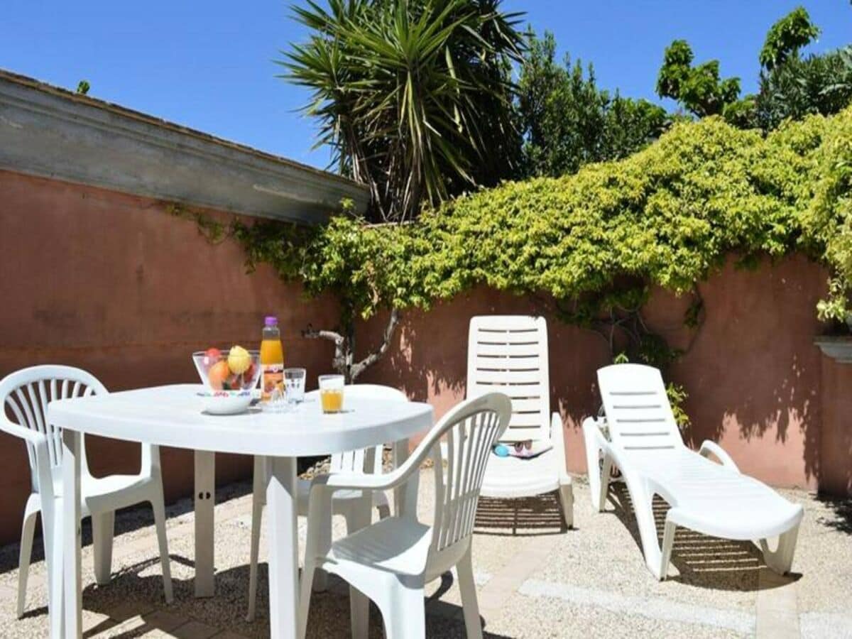 Apartment Sainte-Maxime  1