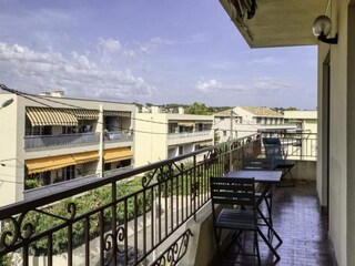 Appartement Six-Fours-les-Plages Buitenaudio-opname 3