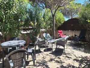 Apartment Houses & Villas for 4 People - Saint-Cyprien-Plage - image1