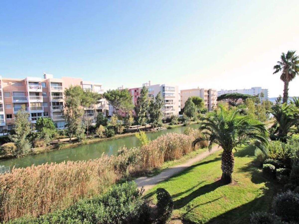 Apartment Sainte-Maxime  1