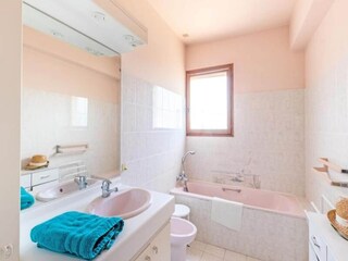 Apartment Six-Fours-les-Plages Ausstattung 9