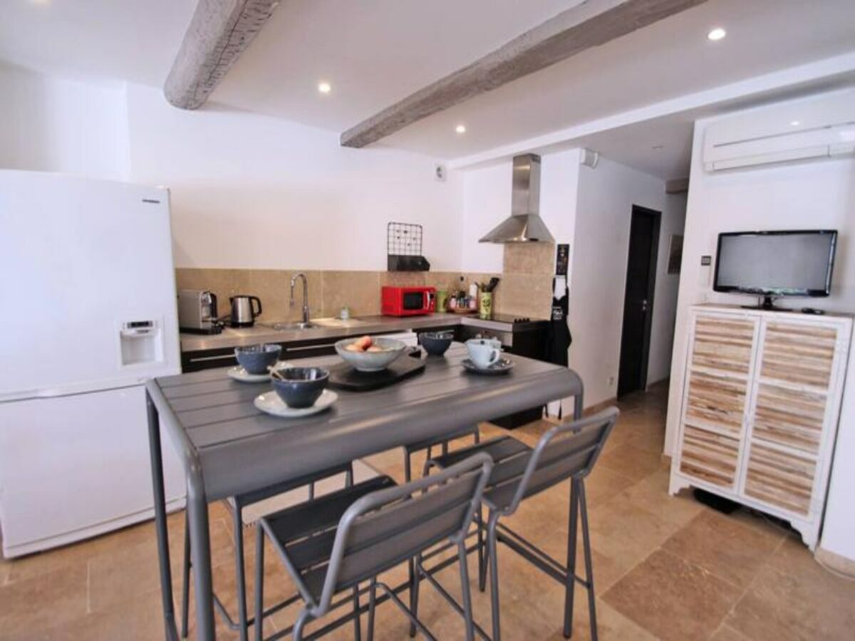 Apartment Sainte-Maxime  9