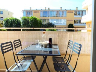 Appartement Six-Fours-les-Plages Buitenaudio-opname 2