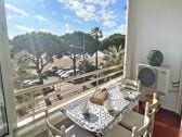 Apartment Sainte-Maxime  1