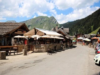 Apartamento Montriond Entorno 23