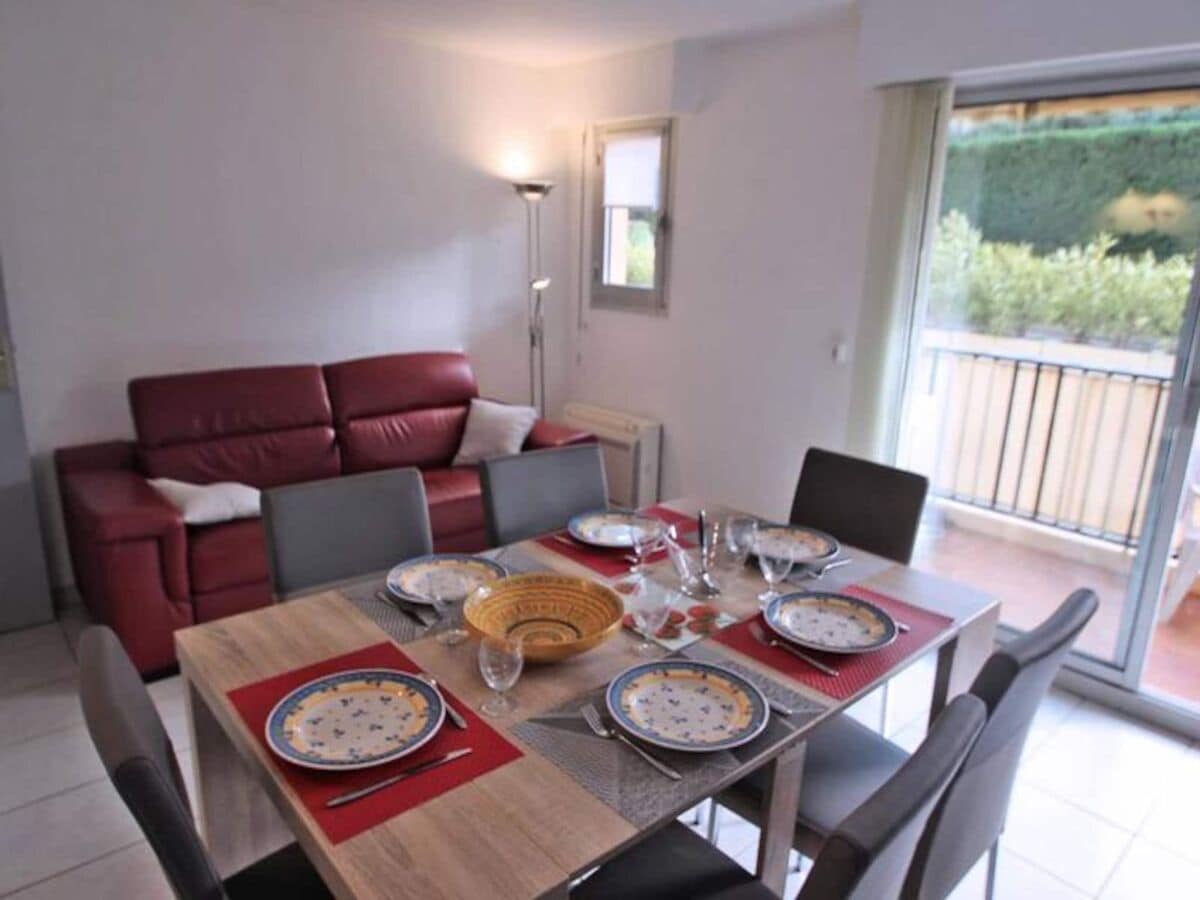 Apartment Sainte-Maxime  1