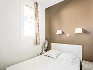 Apartment Le Dramont  9