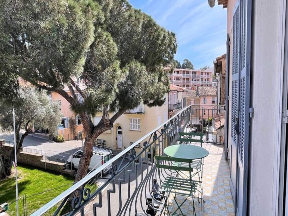 Apartment Sainte-Maxime  1