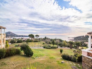 Apartment Le Dramont  16