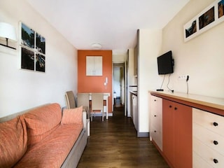 Apartment Le Dramont  5
