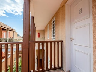 Apartment Le Dramont  11