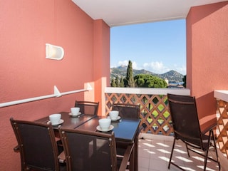 Apartment Le Dramont  20