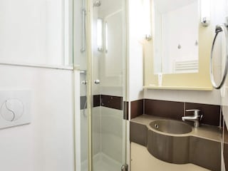 Apartment Le Dramont  13