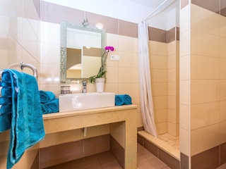 Villa Duće Bathroom 20