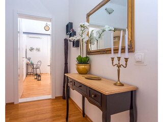 1  Etage mit drei Zimmer