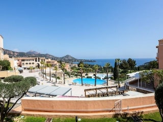Apartment Le Dramont  6
