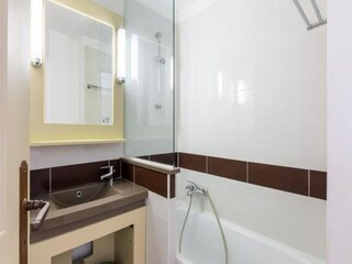 Apartment Le Dramont  12