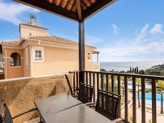 Apartment Le Dramont  6