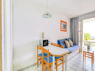 Apartment Le Dramont  8