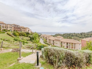 Appartement Le Dramont  15