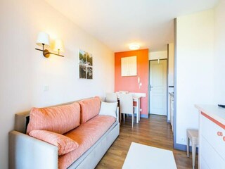 Apartment Le Dramont  11