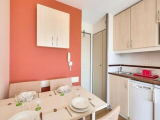 Apartment Le Dramont  9
