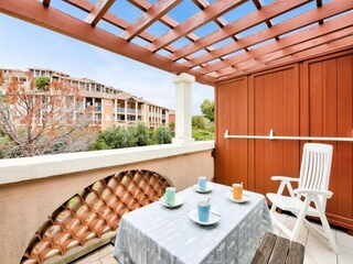 Apartment Le Dramont  8