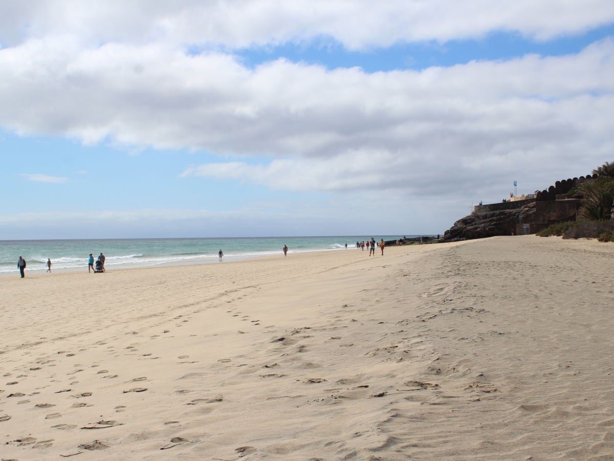 Strand vor der Anlage