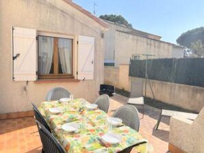 Apartment Houses & Villas for 6 People - Le Barcarès - image1