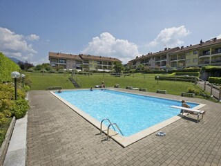 Schöner Pool (ca. 15 m x 8 m)
