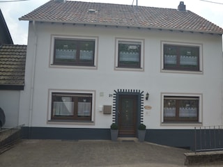 Haus Eifelruhe Voderansicht